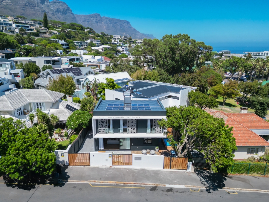 3 Bedroom Property for Sale in Camps Bay Western Cape